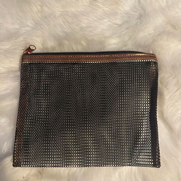 Soft mesh cosmetic case BNWOT #10 - Picture 1 of 3